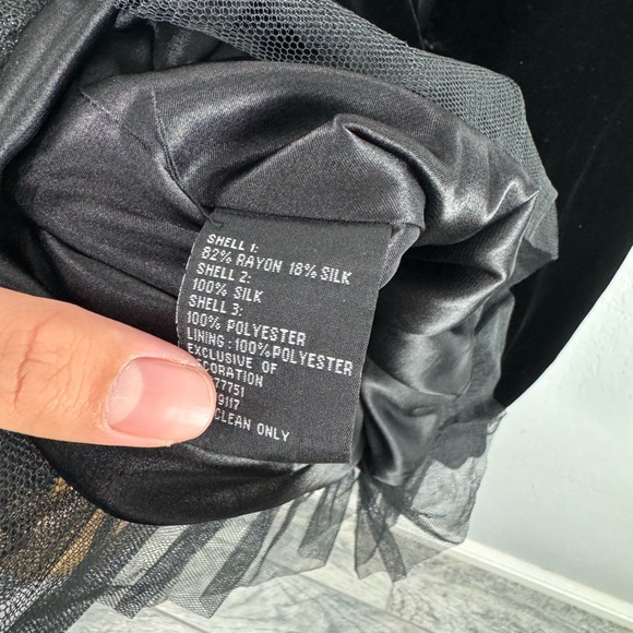 Vintage Betsey Johnson Lace Tiered Red Satin Bow Velvet Strapless Elegant Dress - Picture 10 of 12